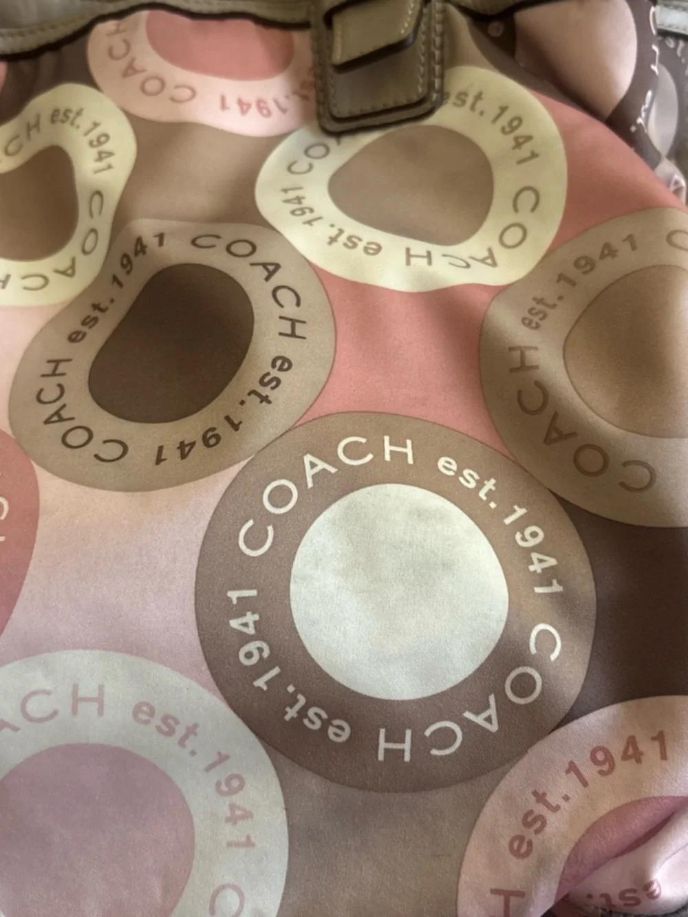 Light Pink Beige Coach Soho Snaphead Tote Purse